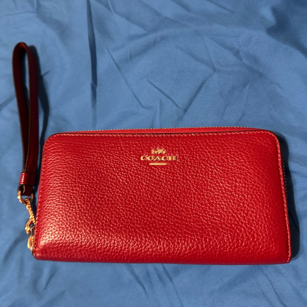 Coach - Long Zip Around Wallet Red